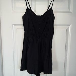 Cute black romper!